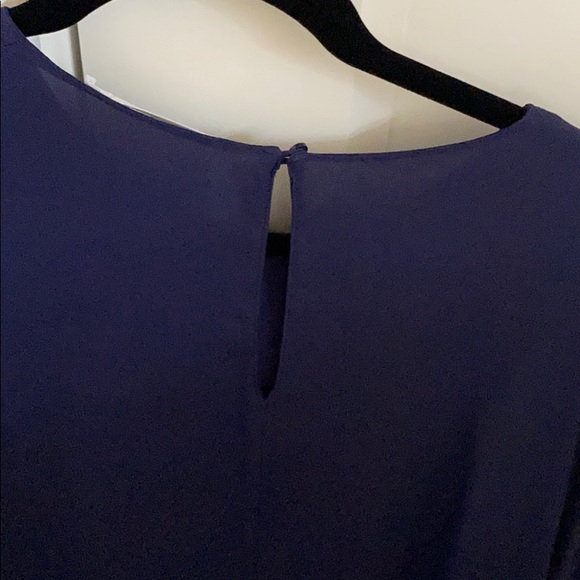 Lush 3/4 length sleeve top - Picture 3 of 4